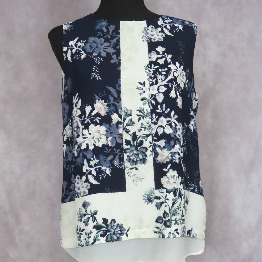 Rose & Olive Short Sleeve Floral Blouse